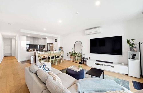 Footscray Apartamento | Riverina - Ultimate Footscray Getaway with parking!