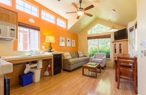 Napa Apartamento | RiverPointe at Napa Valley Studio Unit Sleeps 2