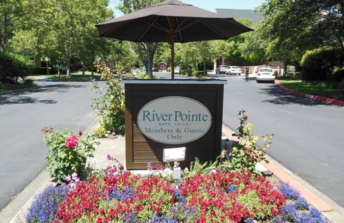 Napa Apartamento | RiverPointe at Napa Valley Studio Unit Sleeps 2