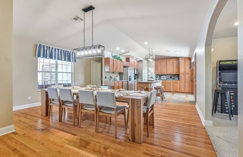 Biggar Casa | Rivers Edge Oasis, Our Secluded Paradise-Sleep 21+ "NEW LISTING"