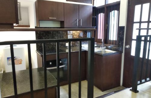Peliyagoda Apartamento | Rivers Edge Residencies