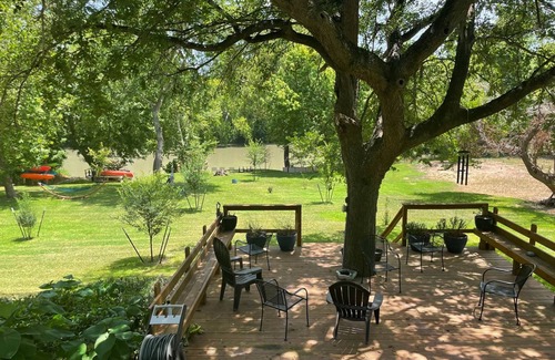 Bastrop Casa | RiversEdge Pet Friendly Zen River Retreat...