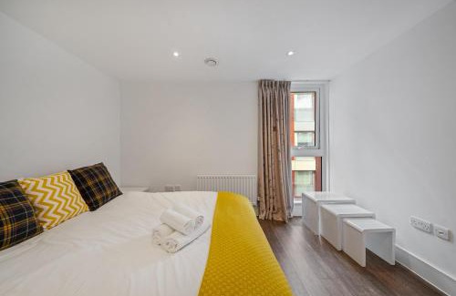 Surrey Docks Apartamento | Riverside 1BR with Easy Transport 20min to City Centre
