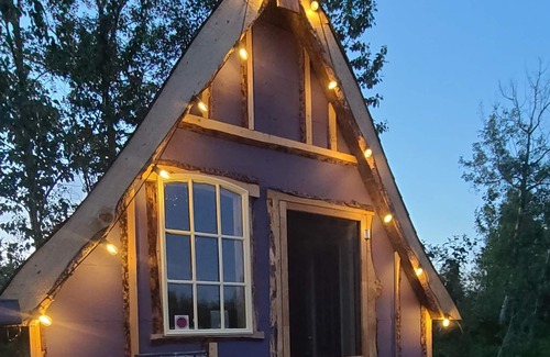 Central Alberta Cabaña | Riverside Acres