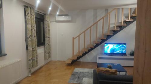 City Center Apartamento | Riverside apartment with private parking