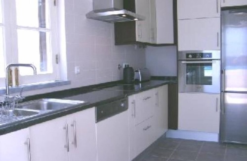 Tavira Apartamento | Apartamento con piscina privada a la orilla del río en el casco antiguo + WiFi