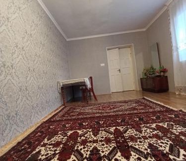Khinaliq Casa | Riverside