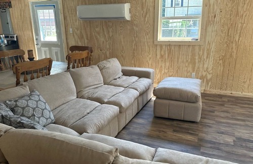 Pineville Cabina | Riverside cabin
