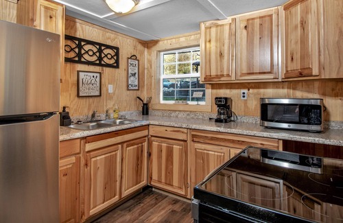 Pineville Cabina | Riverside cabin