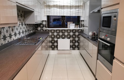Redcar Casa | Riverside Cockatoo's Cottage 3 Bed up to 10 Guests
