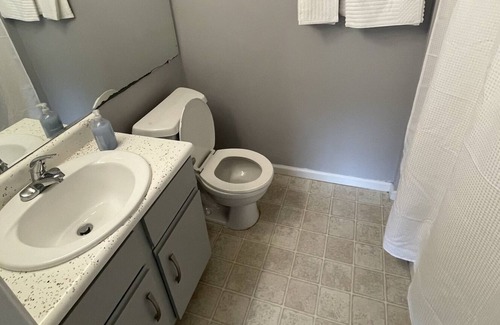 Osage Condominio | Riverside Condo close to WVU Stadium