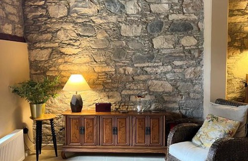 Vasa Koilaniou Casa | Riverside Cottage