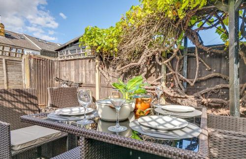 Hertford Casa | Riverside Cottage Retreat Hertford Town Sleeps 6