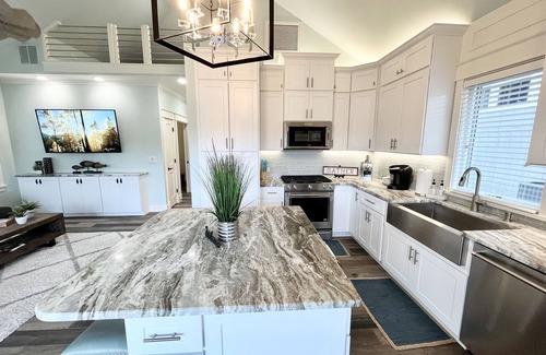 St. Charles Cabaña | Riverside Cottage
