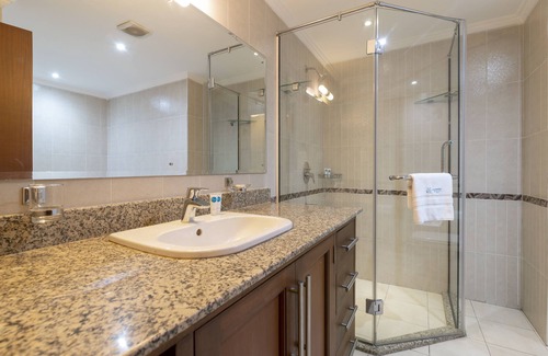 Westlands Casa | Riverside Hidden Oasis