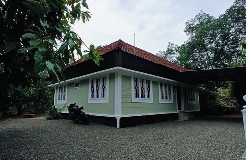 Devikolam Casa | Riverside Homestay by nature