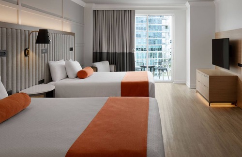 Beverly Heights Hotel | Riverside Hotel