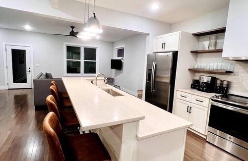 Woodfin Casa | Riverside House - quiet season discount rate