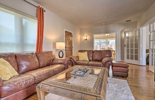 Riverside Casa | Riverside Hub w/ Shared Pool ~ 1 Mi to Downtown!