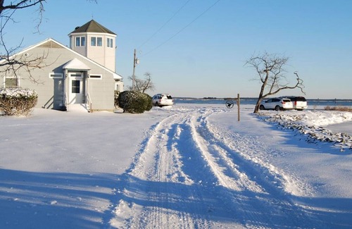 Fishing Creek Casa | Riverside Lodge Bed & Breakfast on the Honga River UNIT C