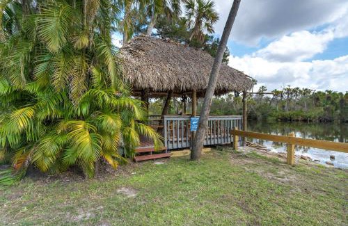 Braden River Casa | Riverside Oasis Home w Tiki Hut & Firepit