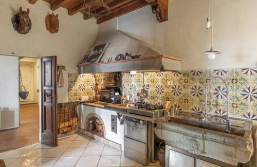 San Giovanni Apartamento | Riverside Palazzo with Iconic Views in the Heart of Florence