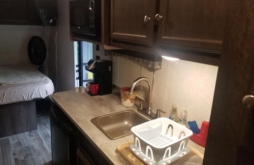 Robbinsville Casa | Riverside. Queen & Bunk bed-charcoal and firewood included. Pet friendly