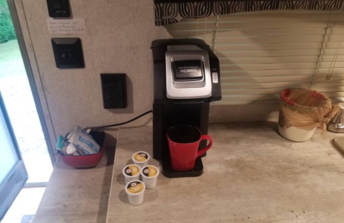 Robbinsville Casa | Riverside. Queen & Bunk bed-charcoal and firewood included. Pet friendly