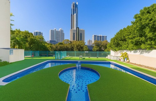 Surfers Paradise Apartamento | Riverside Retreat in the Heart of Surfers Paradise-2BR Apartment Pool & Marina