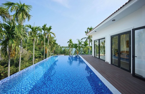 Cam Thanh Villa | Retiro junto al río: piscina infinita y sauna de lujo en una villa privada