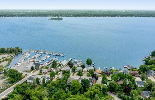 Brockville Casa | Riverside Retreat