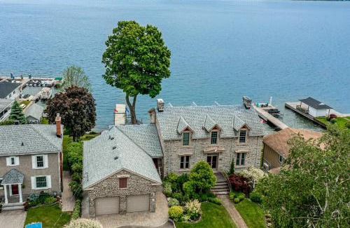 Brockville Casa | Riverside Retreat