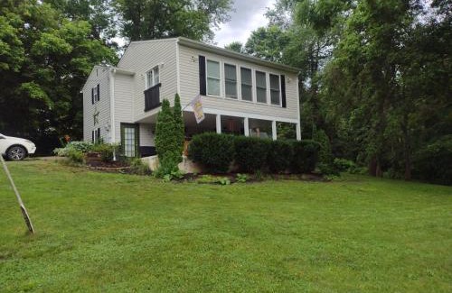 Shenandoah Casa | Riverside Serenity- A Picturesque Retreat cottage