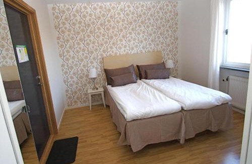 Roslunda-Kronotorp Hotel | Riverside stay at Hotel - Ängelholm