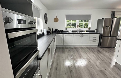 Wooler Casa | Riverside View Wooler. Luxury, large, modern house with hot tub
