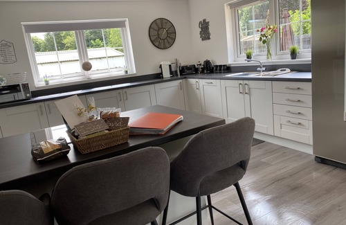 Wooler Casa | Riverside View Wooler. Luxury, large, modern house with hot tub