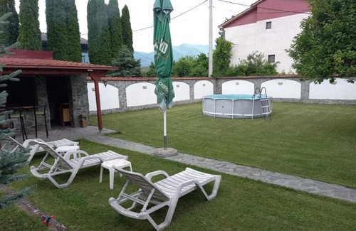 Saraj Casa | Riverside Villa Matka