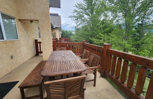 East Kootenay Apartamento | Riverside Way by Fernie Lodging Company