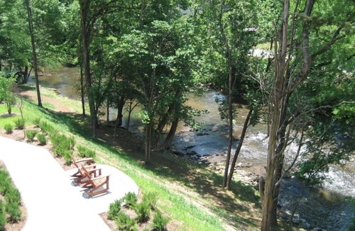 Pigeon Forge Condominio | 5 minutos: Ripken / Dollywood / LeConte Convention, 3BR / Golf View, piscina cubierta, gimnasio, PS4, SPA