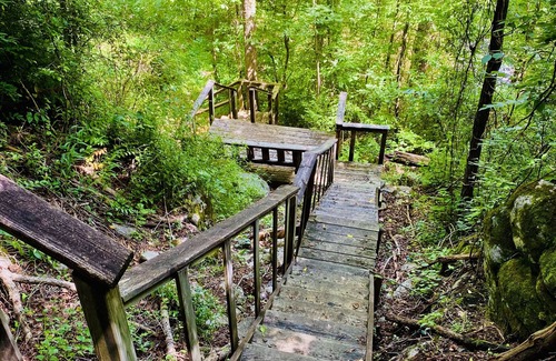 Townsend Cabaña | Riverview 1 Bedroom Cabin by RedAwning