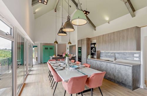 Saltash Casa | Riverview Farmhouse - Seis Habitaciones Casa, Capacidad 10