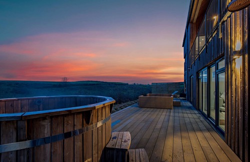 Saltash Casa | Riverview Farmhouse - Seis Habitaciones Casa, Capacidad 10