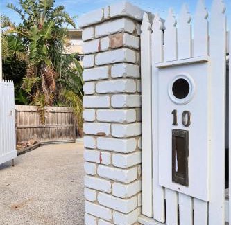 Ocean Grove Casa | Riverview Retreat By Host on the Coast