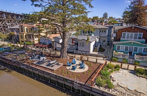 Capitola Casa | Riverview Retreat Duplex-Captiola LOWER UNIT A