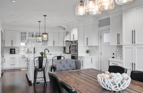 Mount Washington Casa | Riverview Retreat - Roof Top Deck Overlooking Pittsburgh