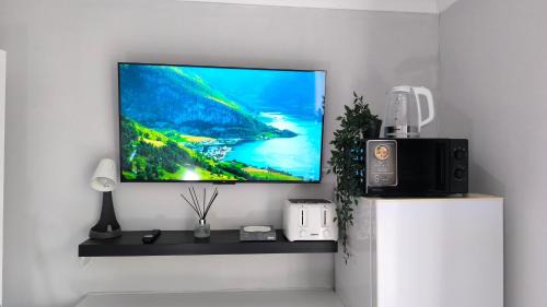 Trinity Apartamento | Riverview, studio style room near station R3