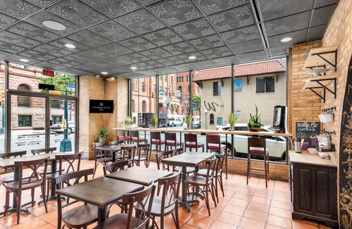 Main - Military Plaza Casa | RiverWalk Plaza - Executive Suite