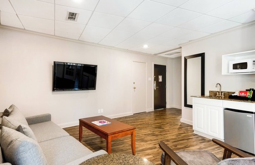 Main - Military Plaza Casa | RiverWalk Plaza - Presidential Suite