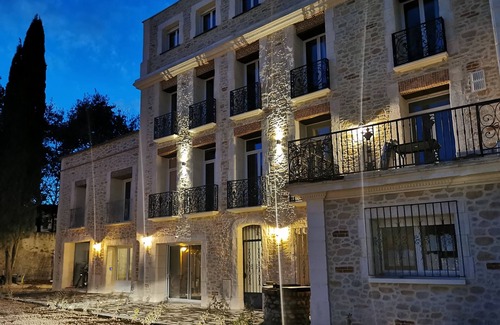 Moyen-Vernet Apartamento | Domaine Rombeau-Estudio-Panorámico-Baño en la habitacion-Vista al Jardín