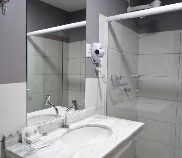 Caceres Hotel | Riviera Pantanal Hotel